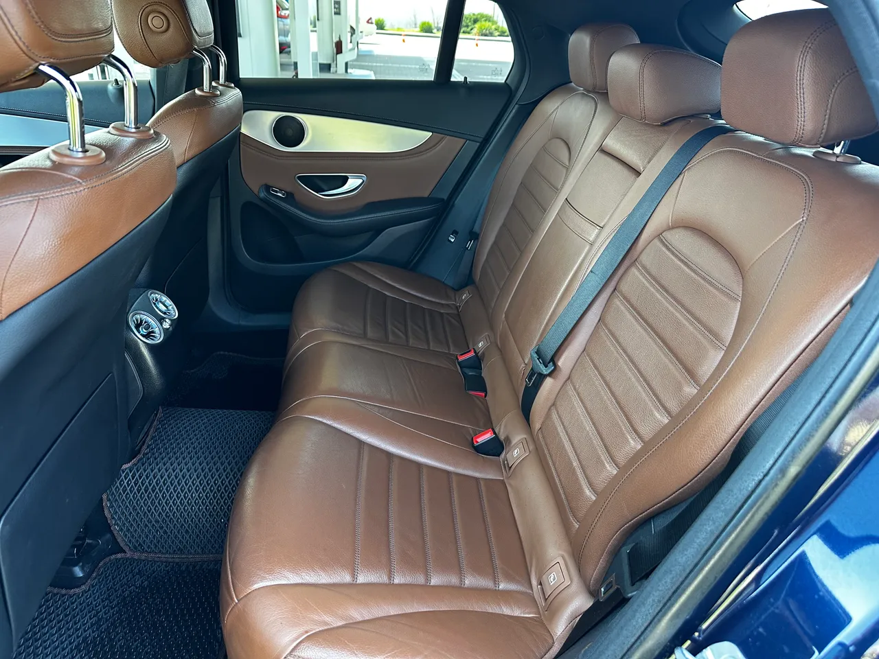 Mercedes-Benz GLC Coupe - фото 9