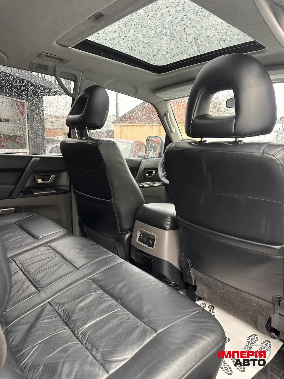 Mitsubishi Pajero - фото 7