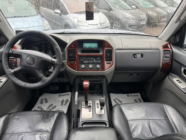 Mitsubishi Pajero - фото 4
