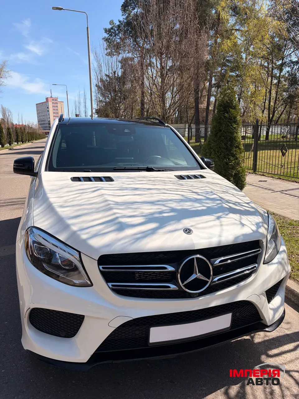 Mercedes-Benz GLE - фото 1