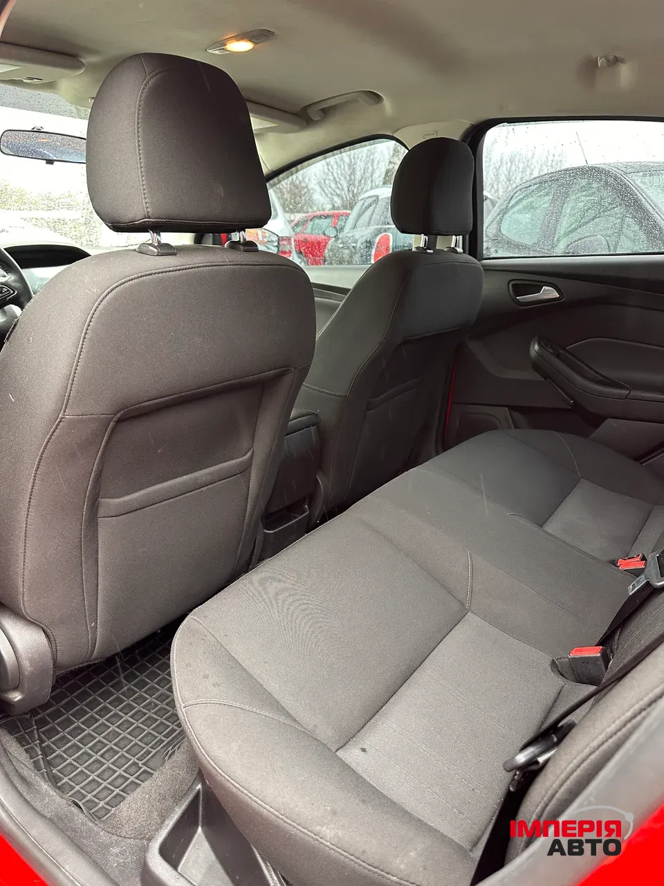 Ford Focus - фото 7
