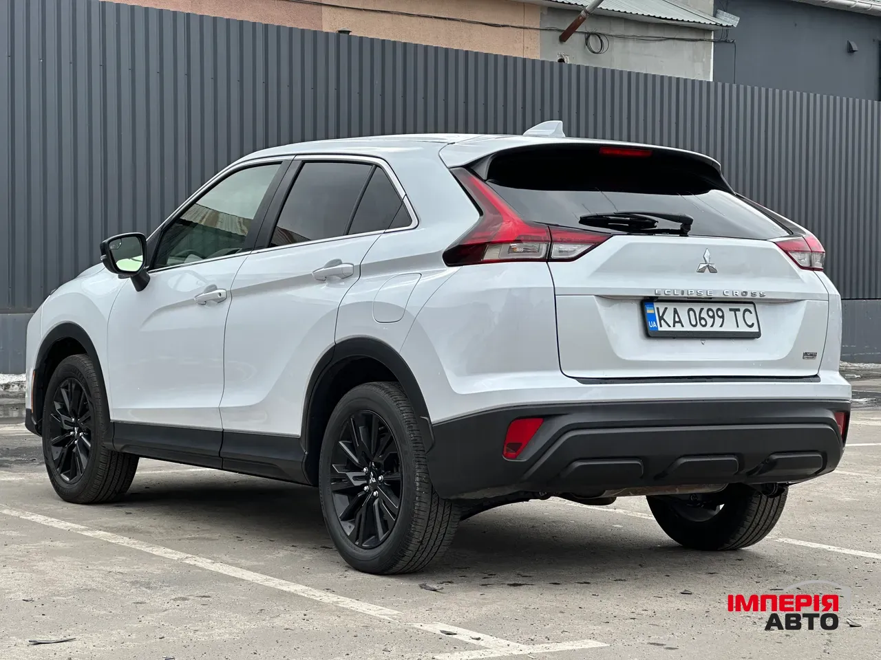 Mitsubishi Eclipse Cross - фото 12