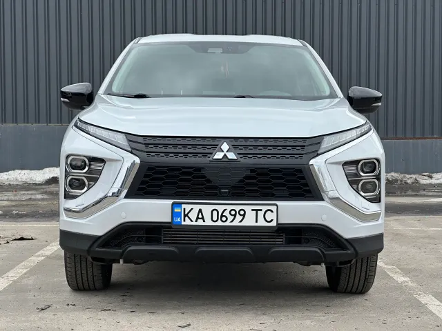 Mitsubishi Eclipse Cross - фото 4