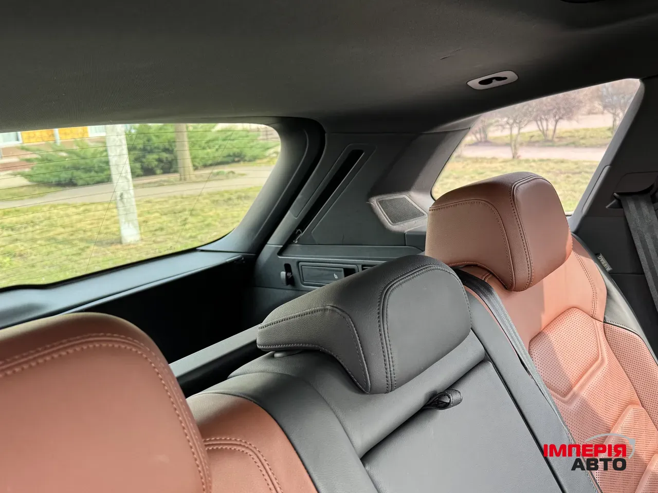 Volkswagen Touareg - фото 24