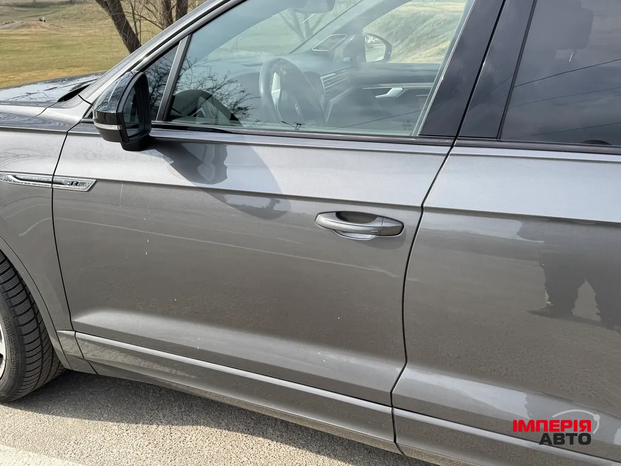 Volkswagen Touareg - фото 16