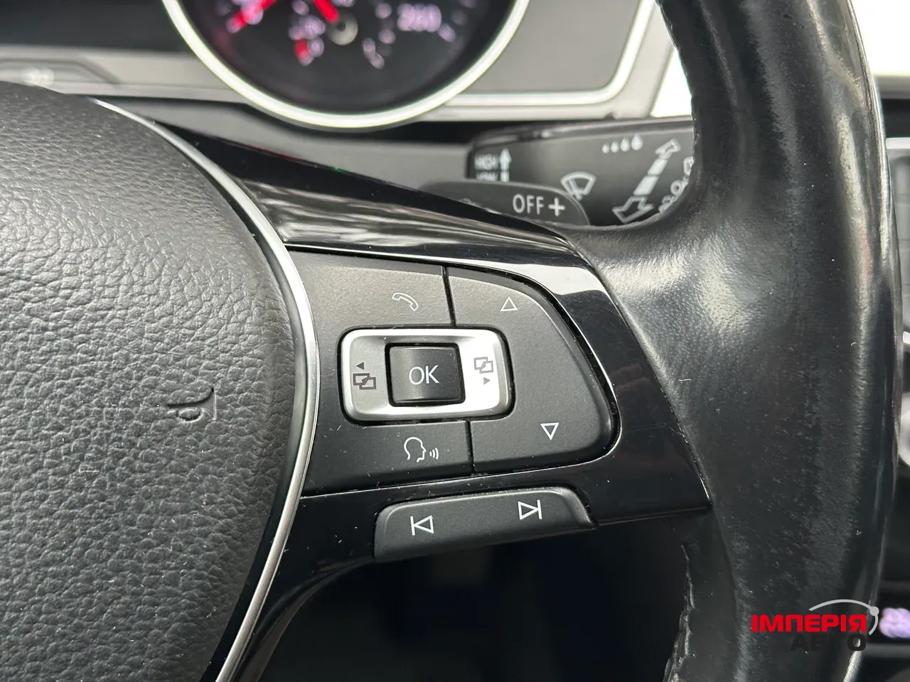 Volkswagen Passat - фото 44