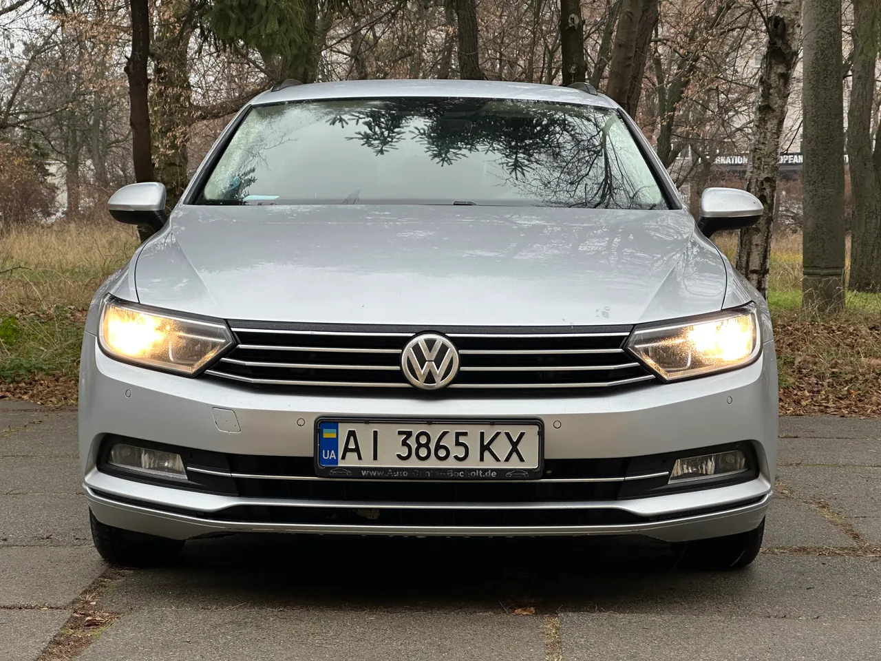 Volkswagen Passat - фото 6