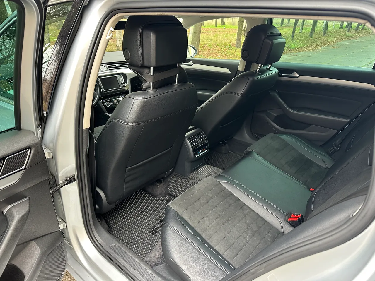 Volkswagen Passat - фото 22