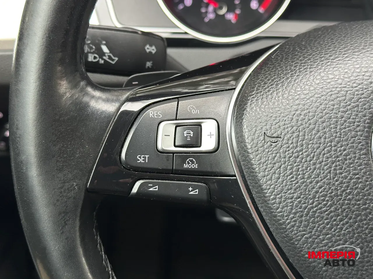 Volkswagen Passat - фото 39