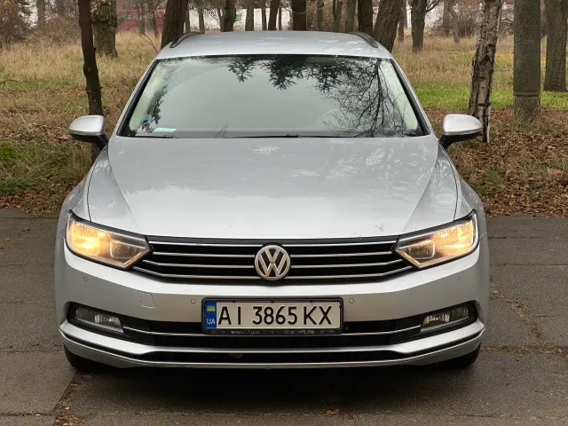 Volkswagen Passat - фото 5
