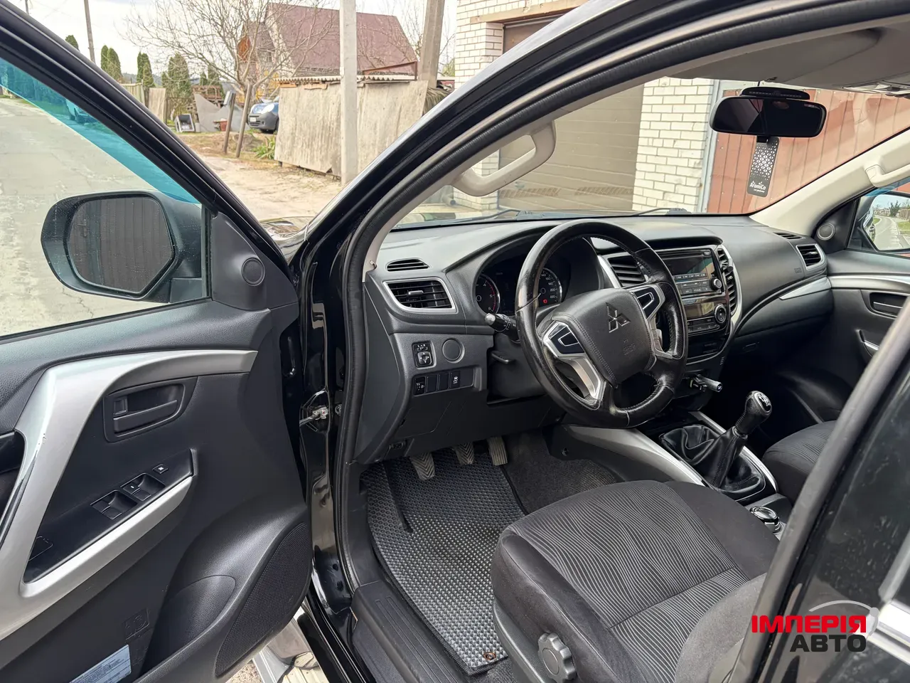 Mitsubishi Pajero Sport - фото 26