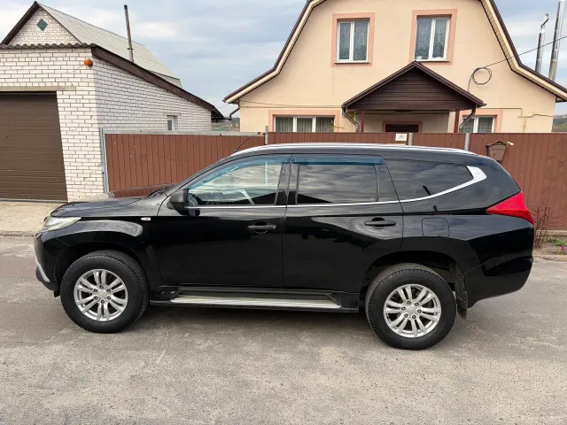 Mitsubishi Pajero Sport - фото 5