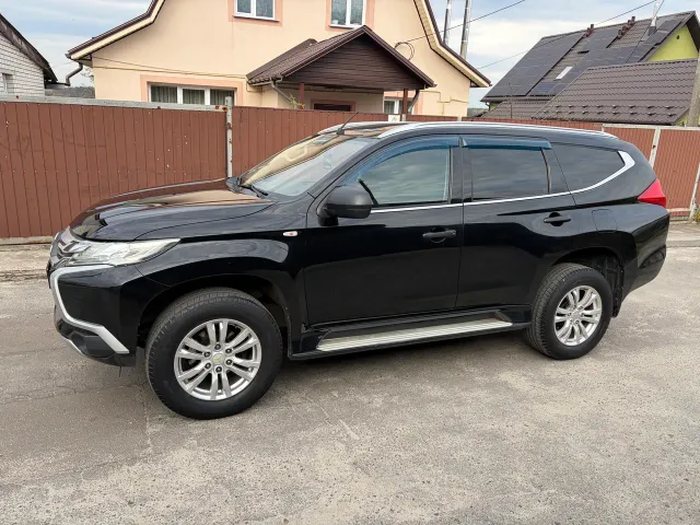 Mitsubishi Pajero Sport - фото 4