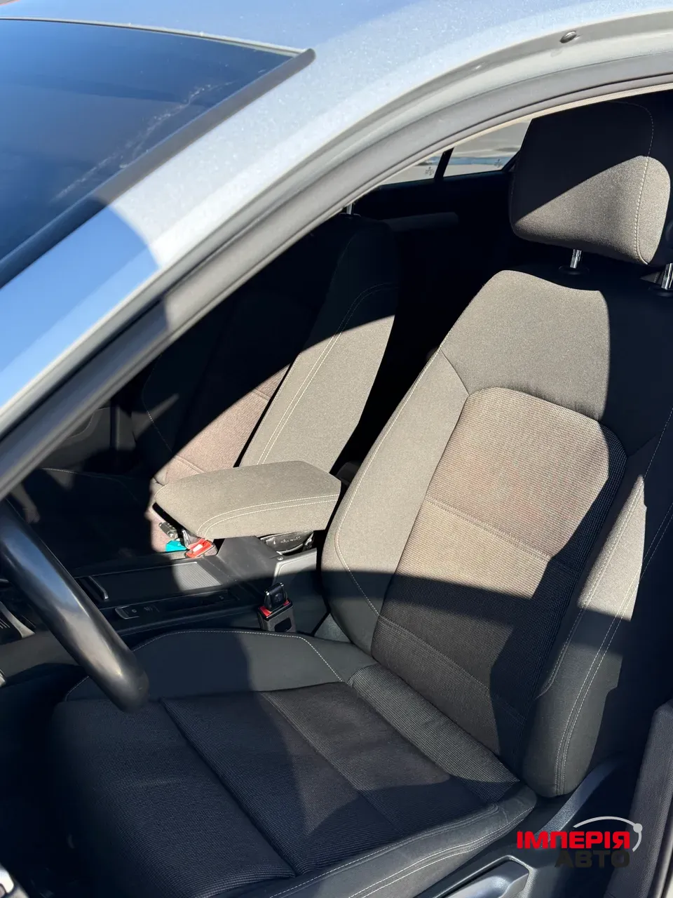 Volkswagen Passat - фото 15