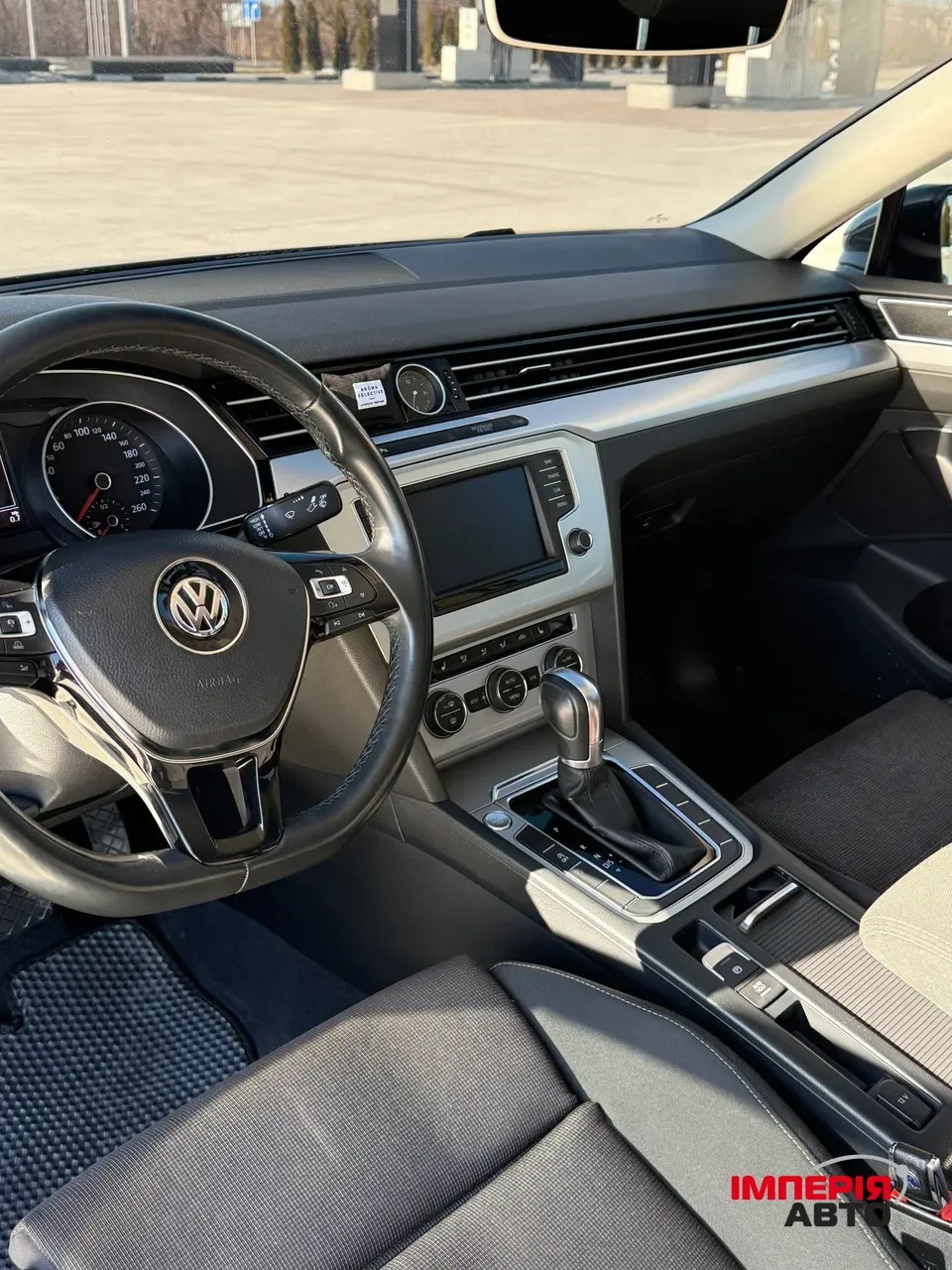 Volkswagen Passat - фото 13