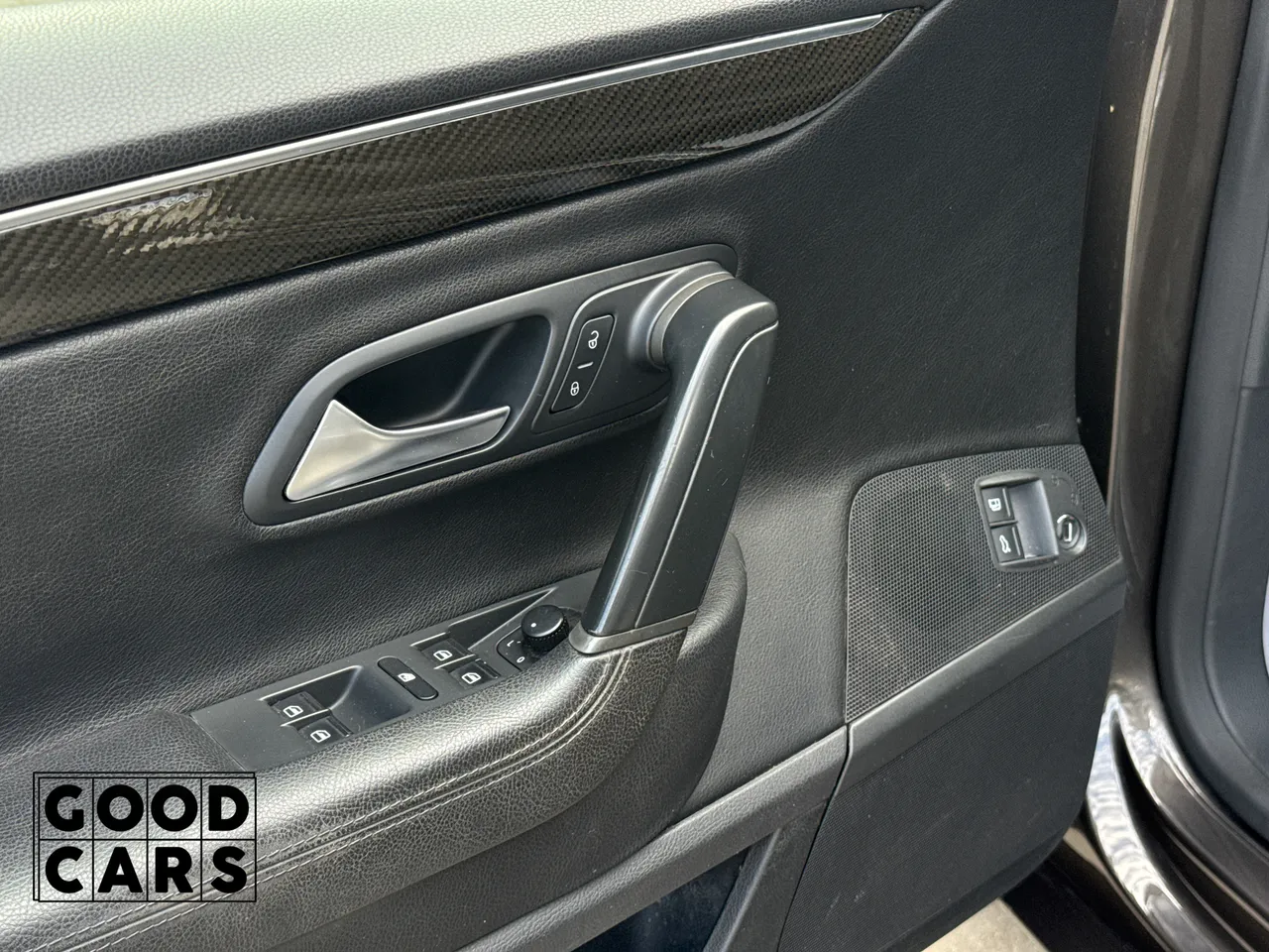 Volkswagen Passat CC - фото 21