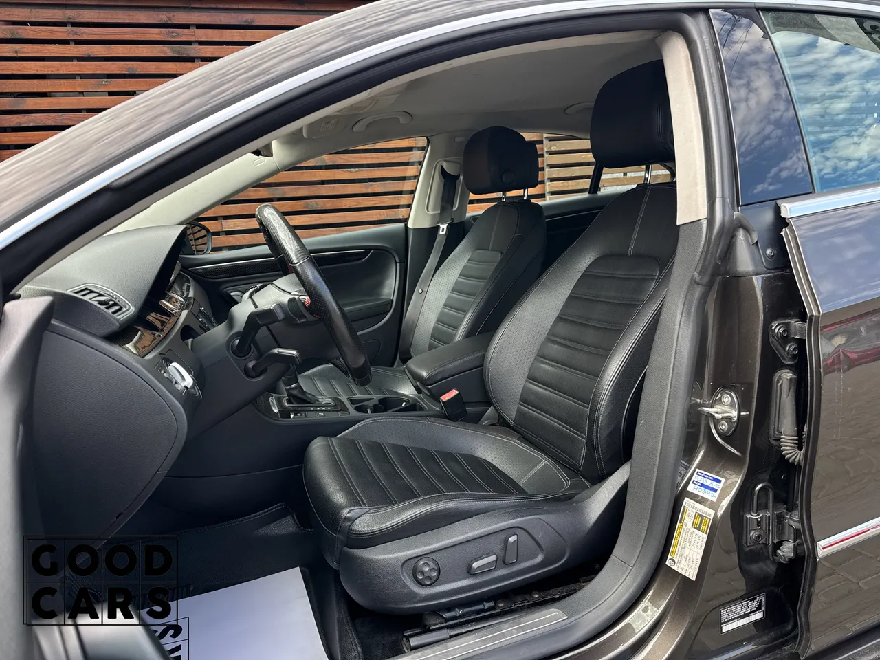 Volkswagen Passat CC - фото 24