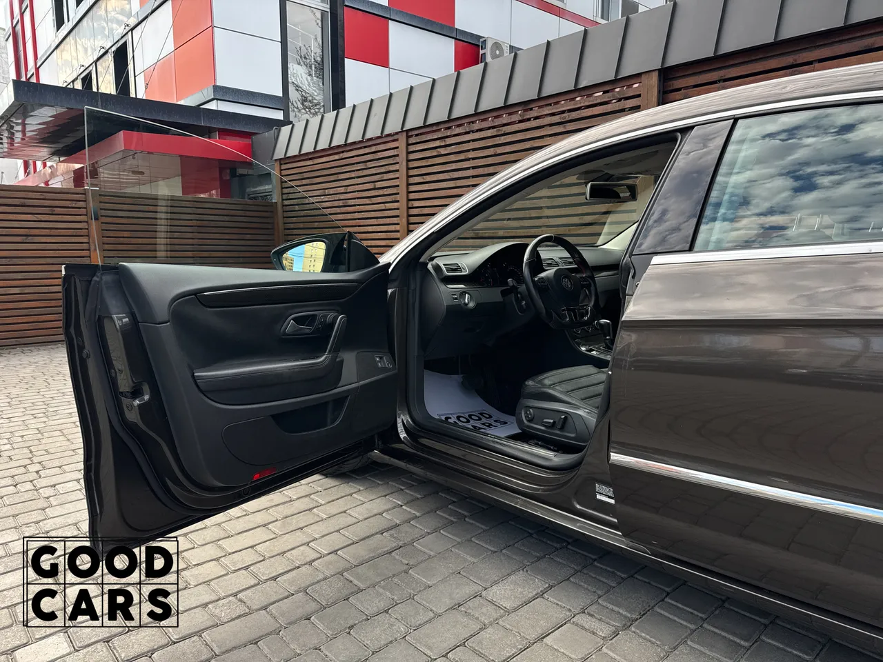 Volkswagen Passat CC - фото 22