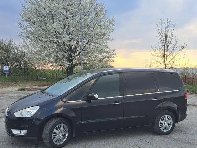 Ford Galaxy - фото 2