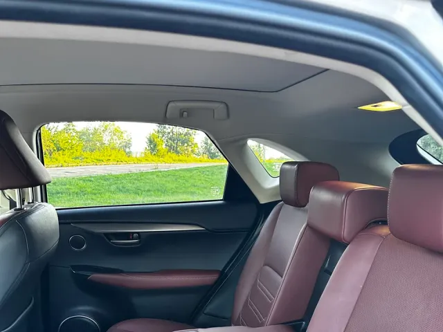 Lexus NX - фото 5