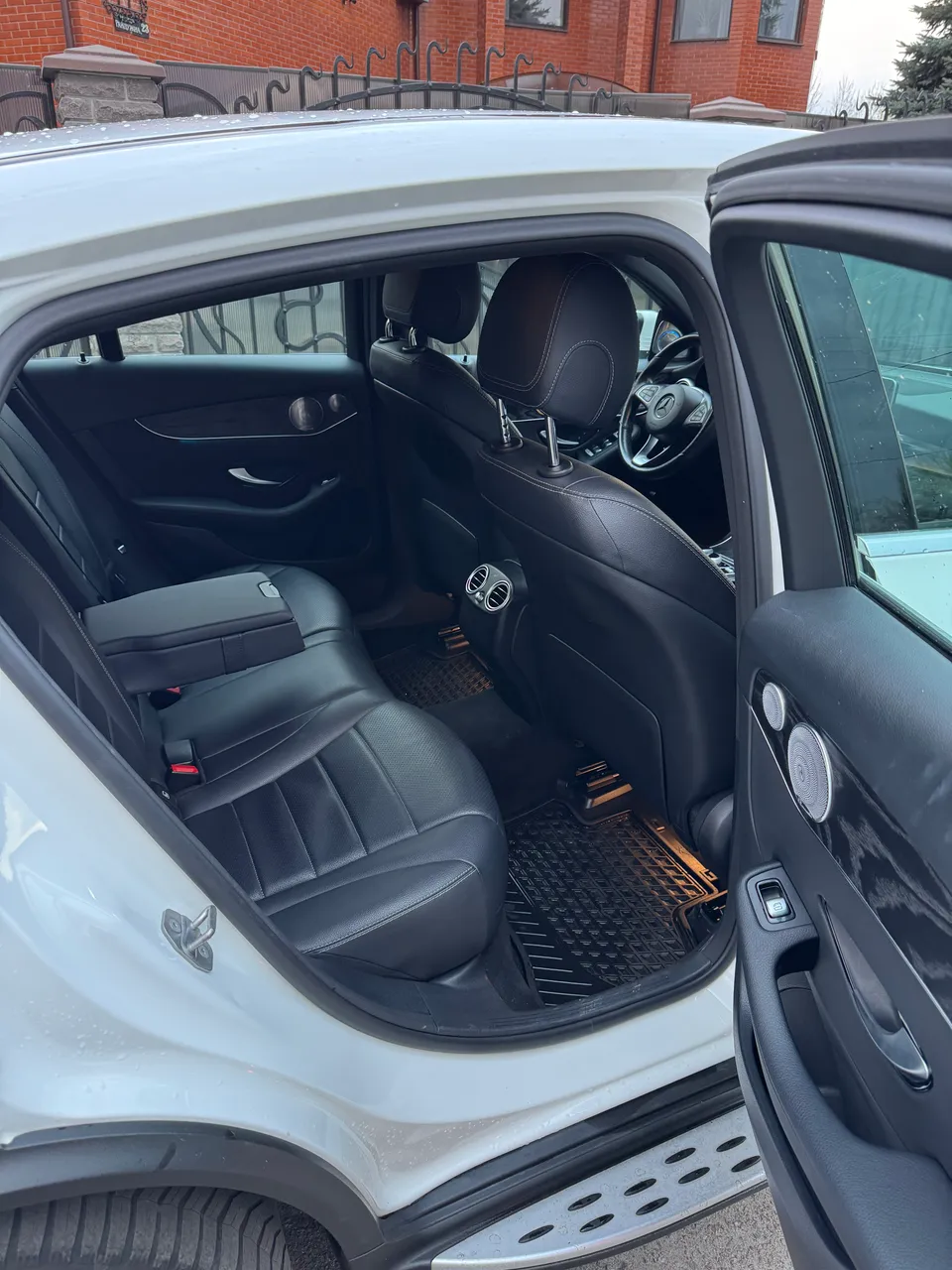 Mercedes-Benz GLC - фото 10