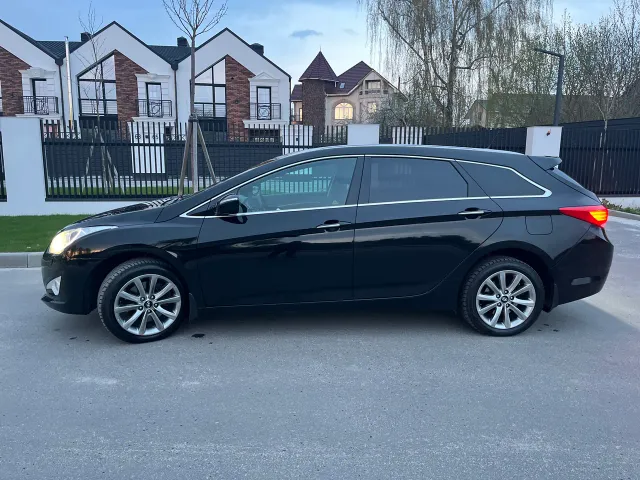 Hyundai i40 - фото 3