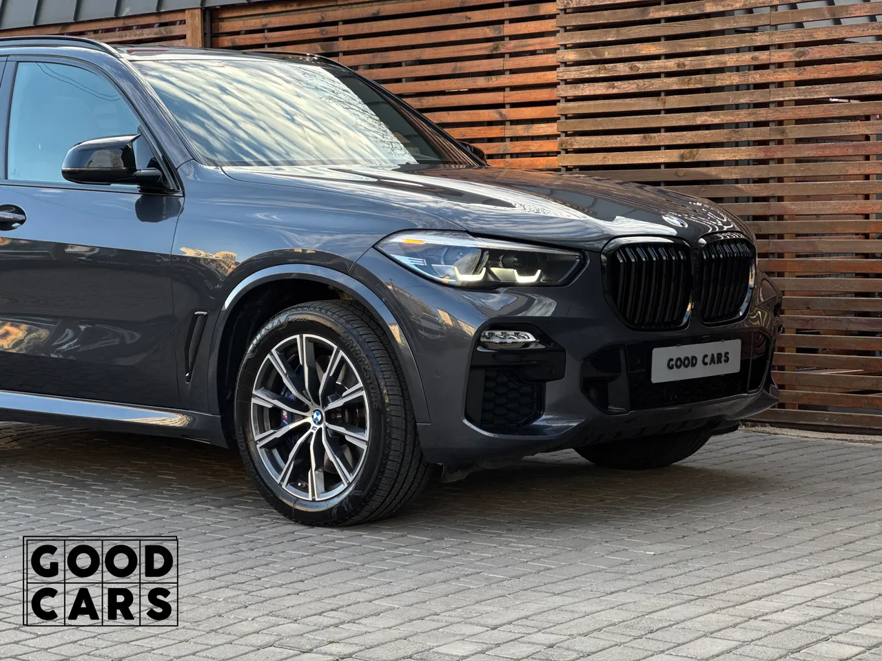 BMW X5 - фото 16