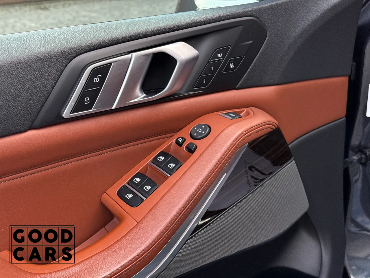 BMW X5 - фото 25