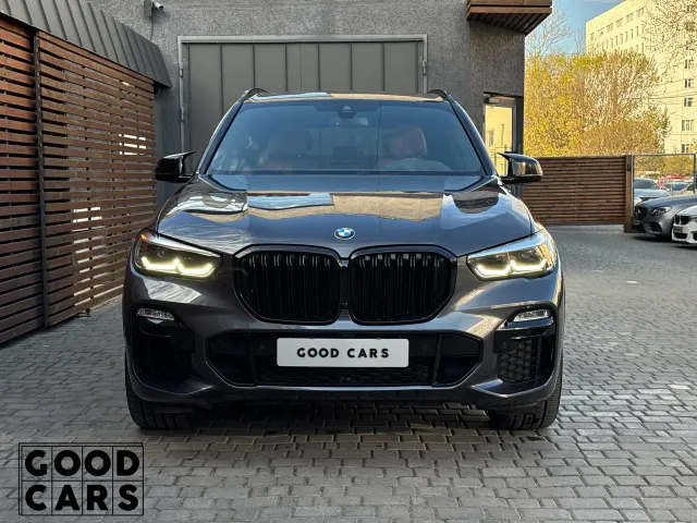 BMW X5 - фото 2