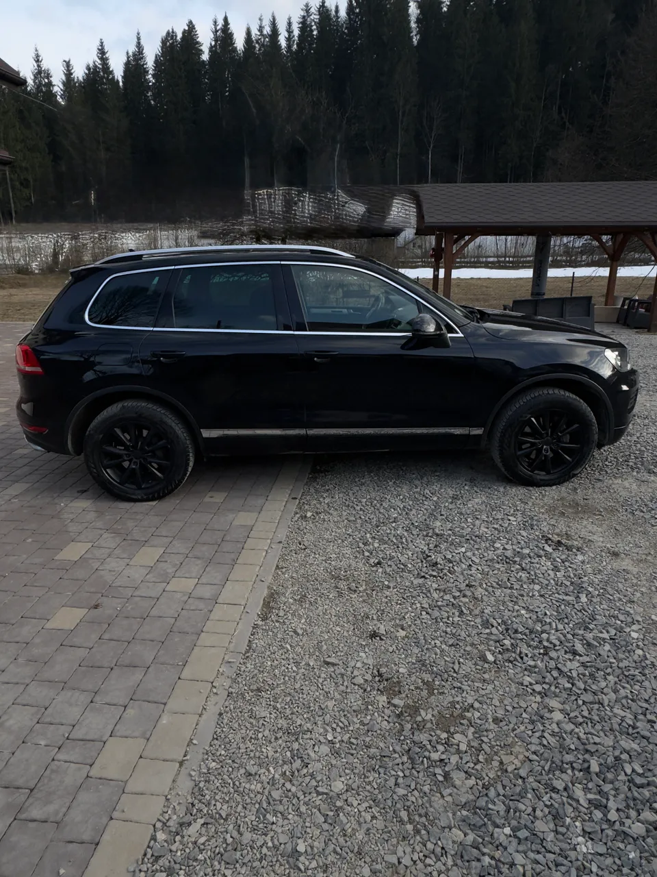 Volkswagen Touareg - фото 2