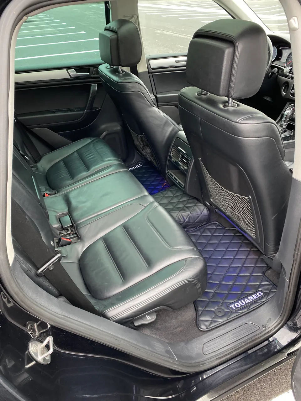 Volkswagen Touareg - фото 14