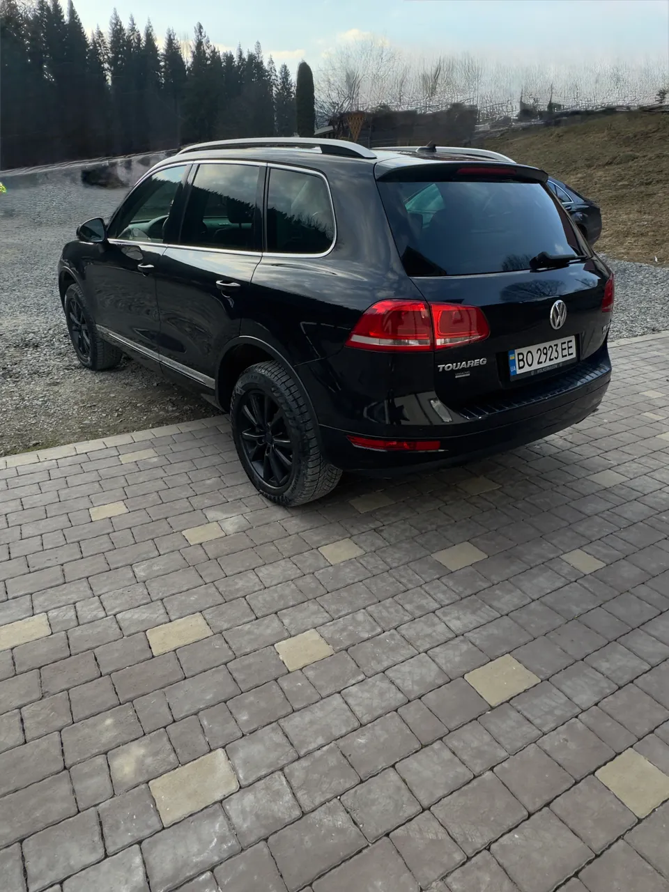 Volkswagen Touareg - фото 4