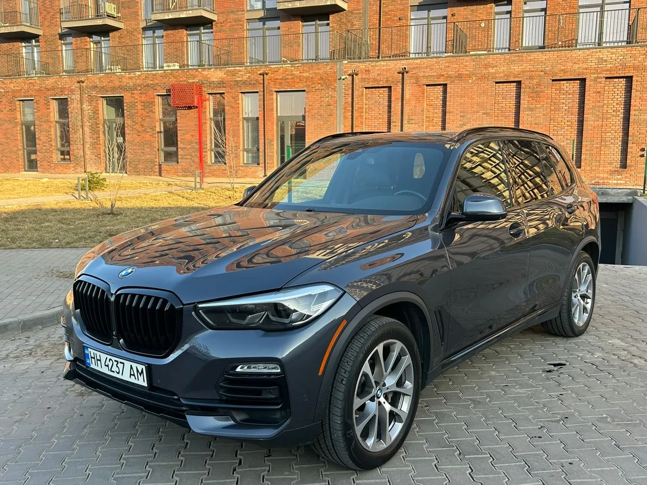 BMW X5 - фото 9