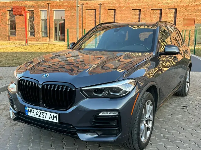 BMW X5 - фото 2