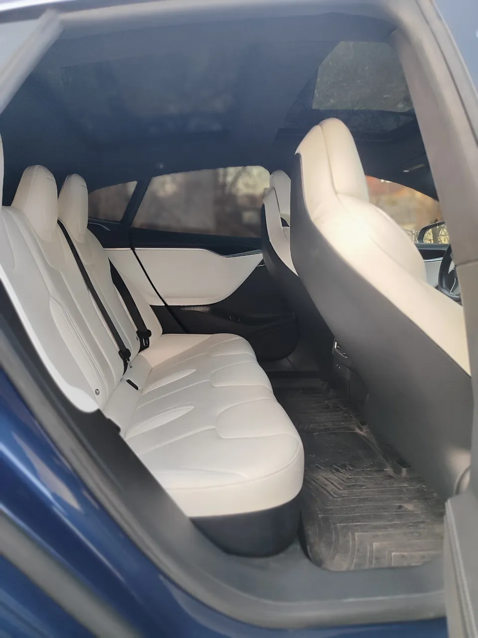 Tesla Model S - фото 22