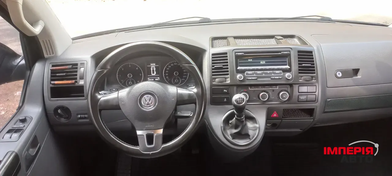 Volkswagen Caravelle - фото 18