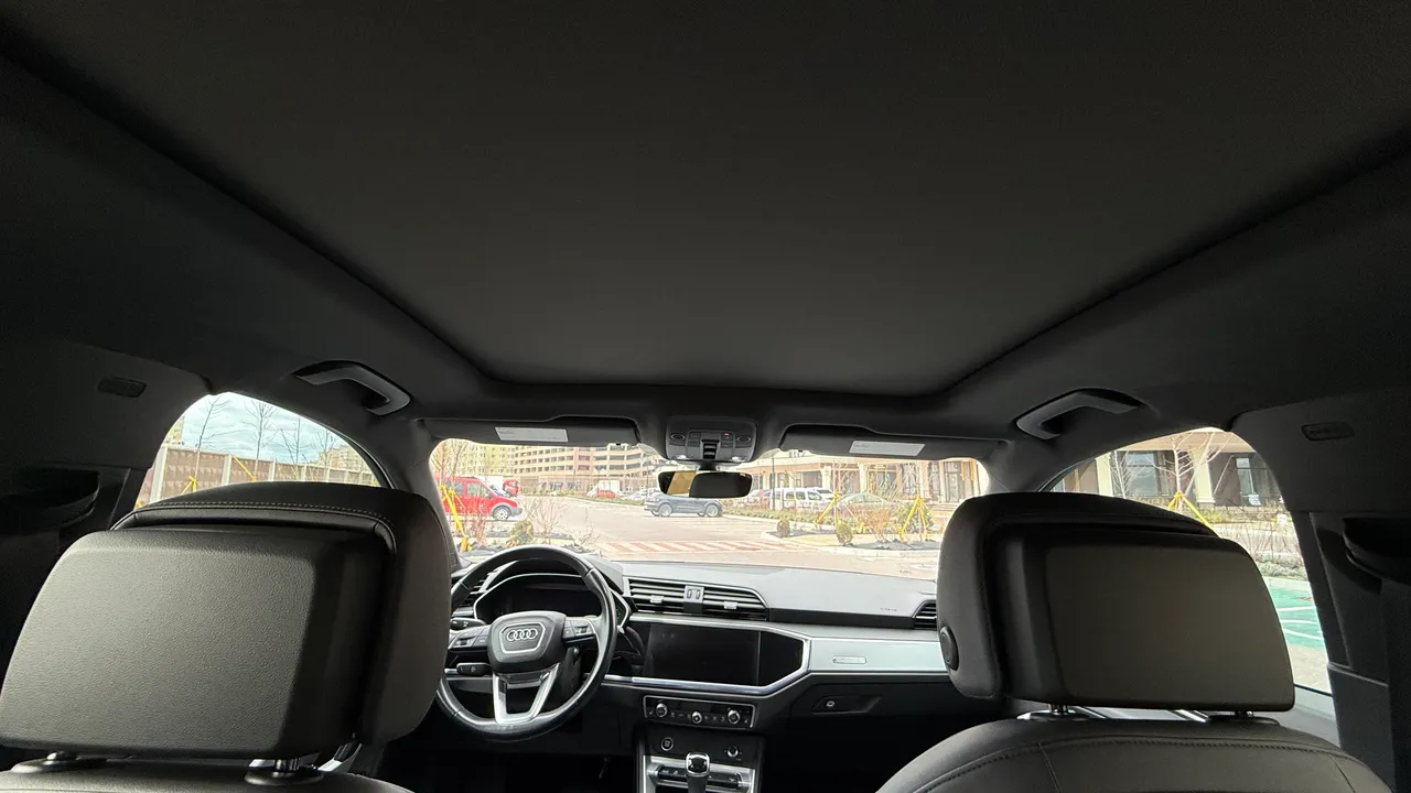 Audi Q3 - фото 28
