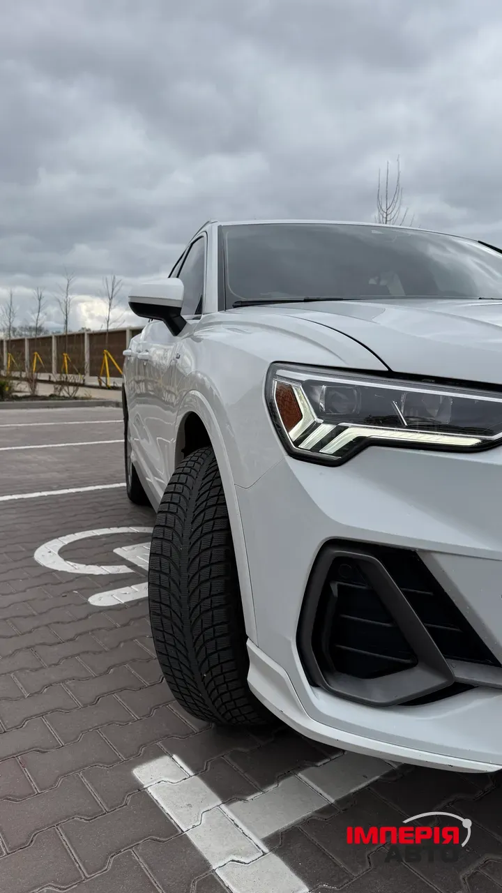 Audi Q3 - фото 15