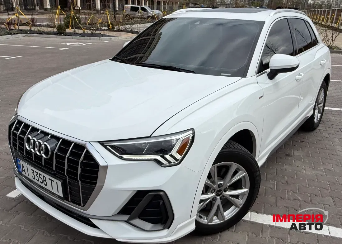 Audi Q3 - фото 3