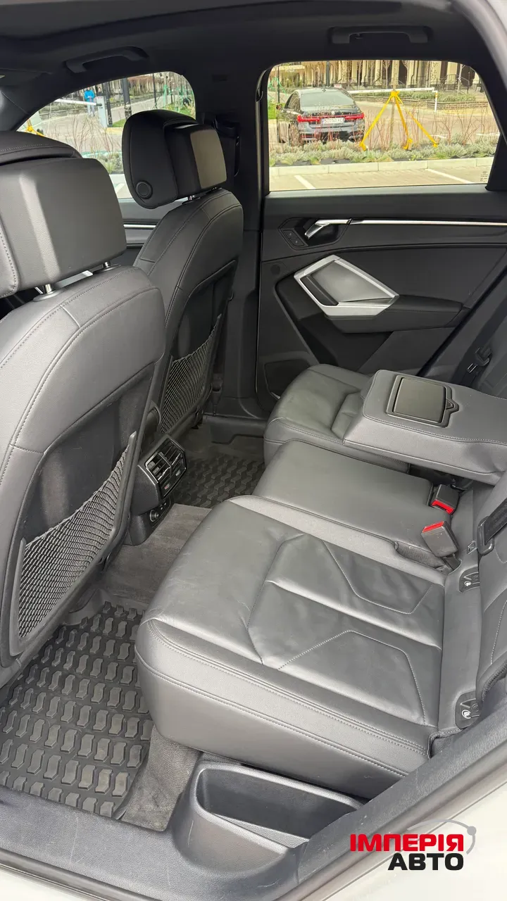Audi Q3 - фото 34