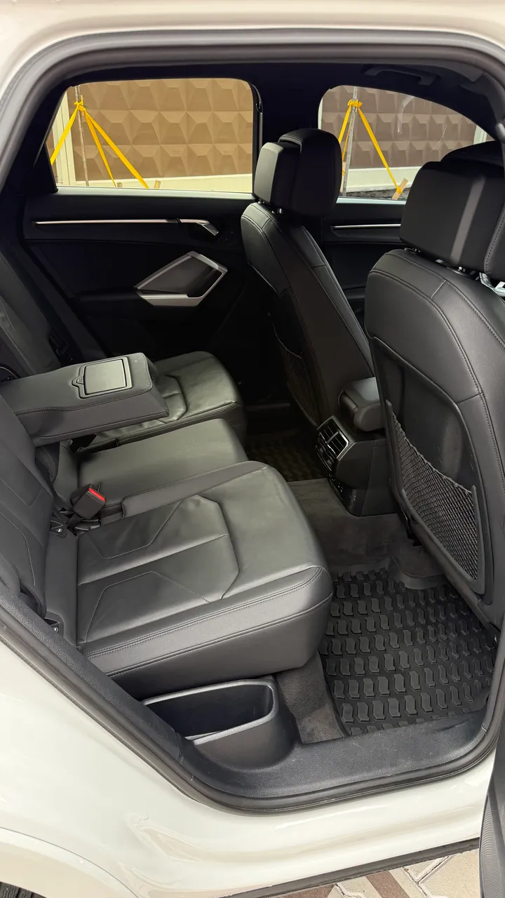 Audi Q3 - фото 30