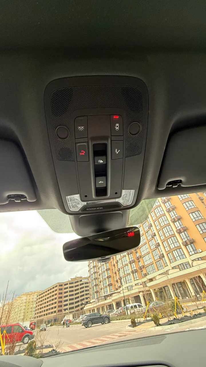 Audi Q3 - фото 27