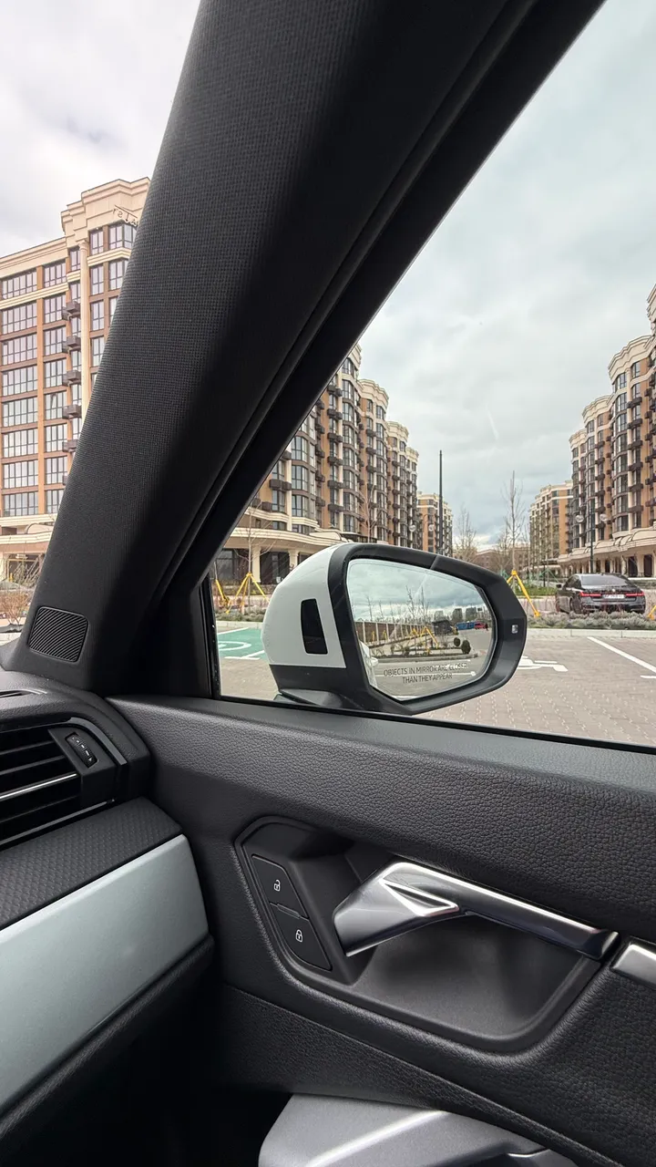 Audi Q3 - фото 25