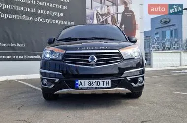 SsangYong Korando Turismo - фото 6
