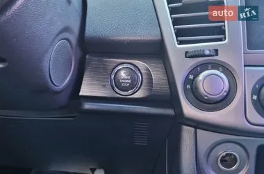 SsangYong Korando Turismo - фото 18