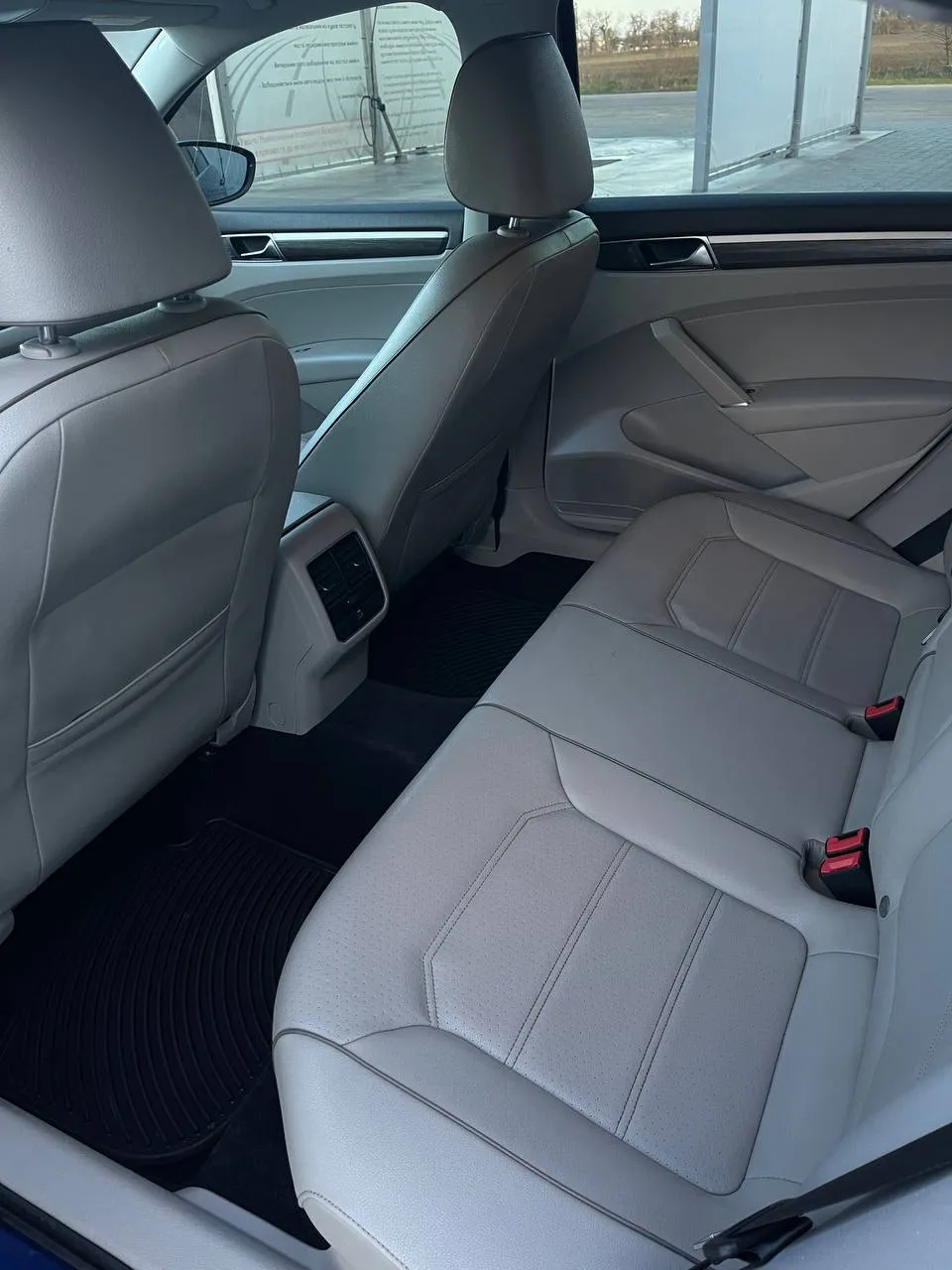 Volkswagen Passat - фото 8