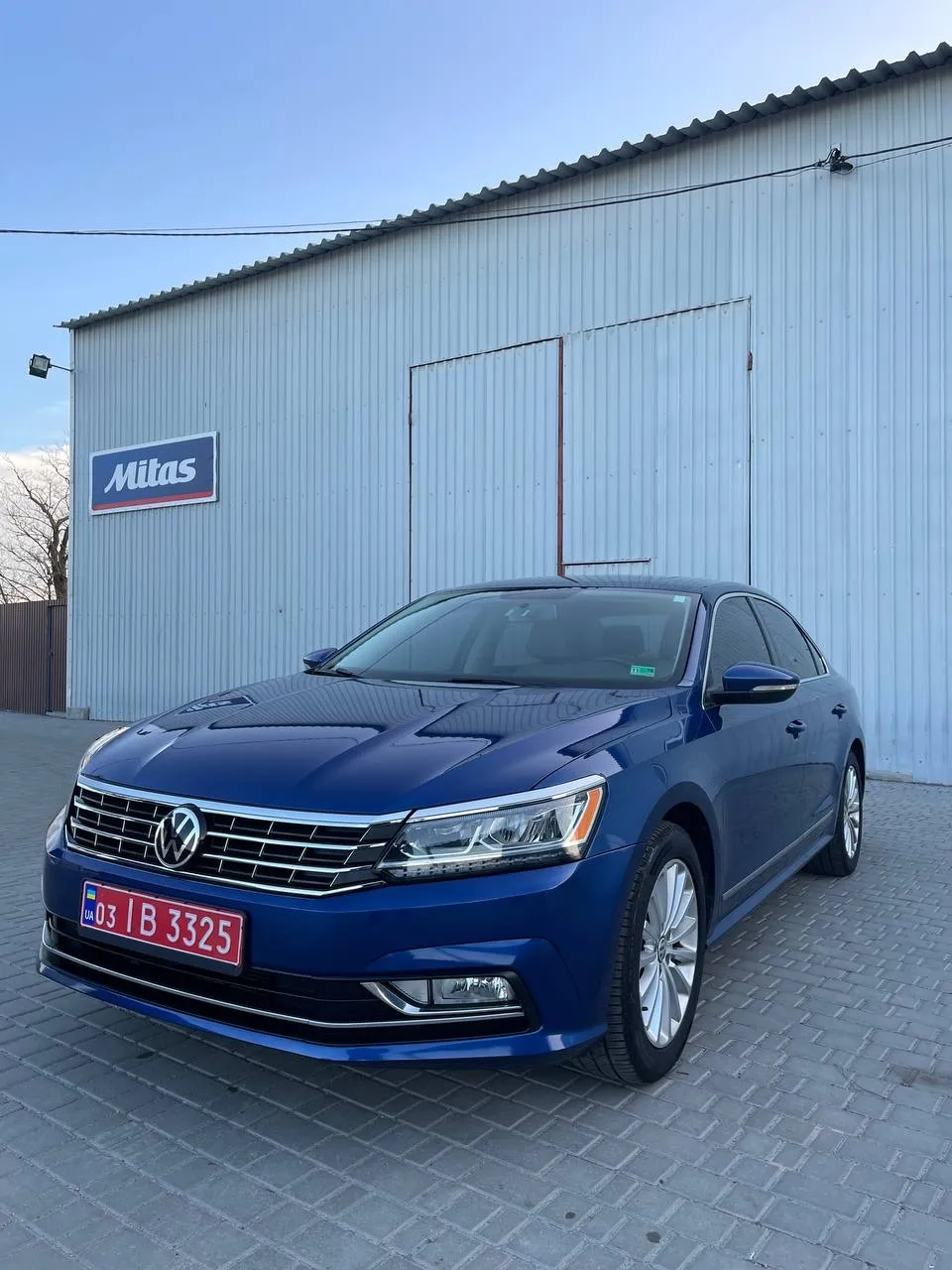 Volkswagen Passat - фото 3