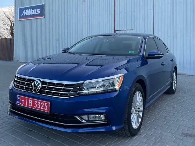 Volkswagen Passat - фото 3