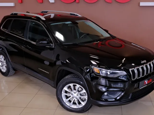 Jeep Cherokee - фото 4