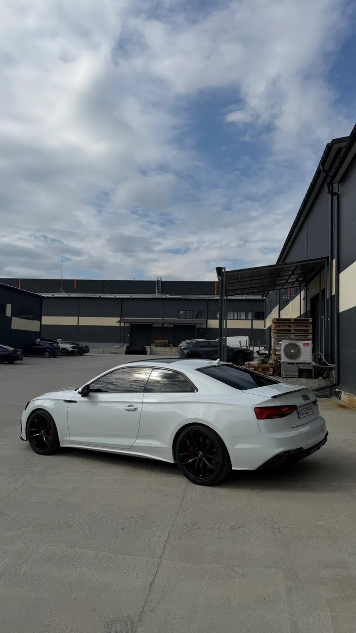 Audi A5 - фото 8
